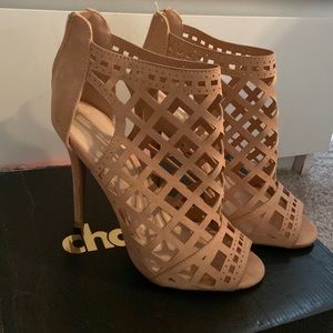 Gently used size 7 Charlotte Russe heels